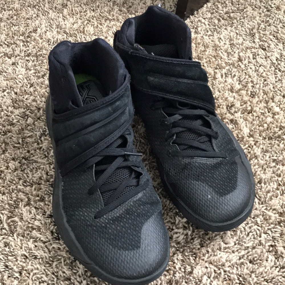 Nike Kyrie Two